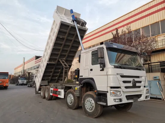 Utilisé HOWO Shacman 8X4 50t sables Dumper/benne/prix du camion à benne basculante pour l'exploitation minière/construction